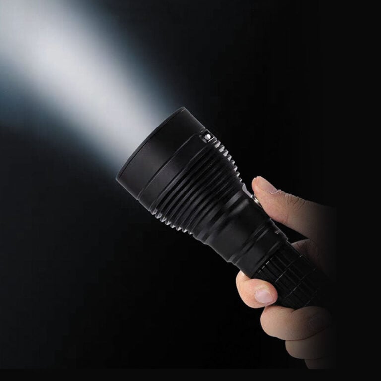 F21-3500 Kraken high output dive torch